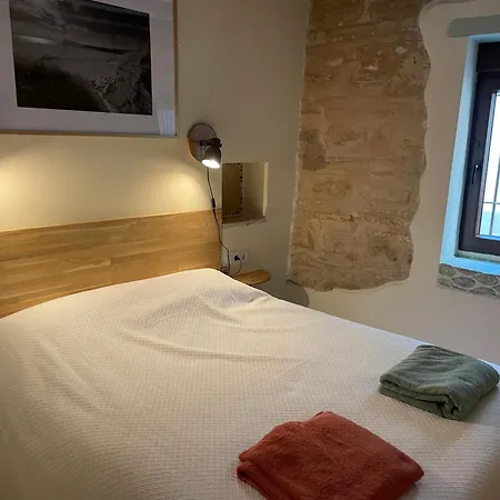 Entre Tres Campanas *